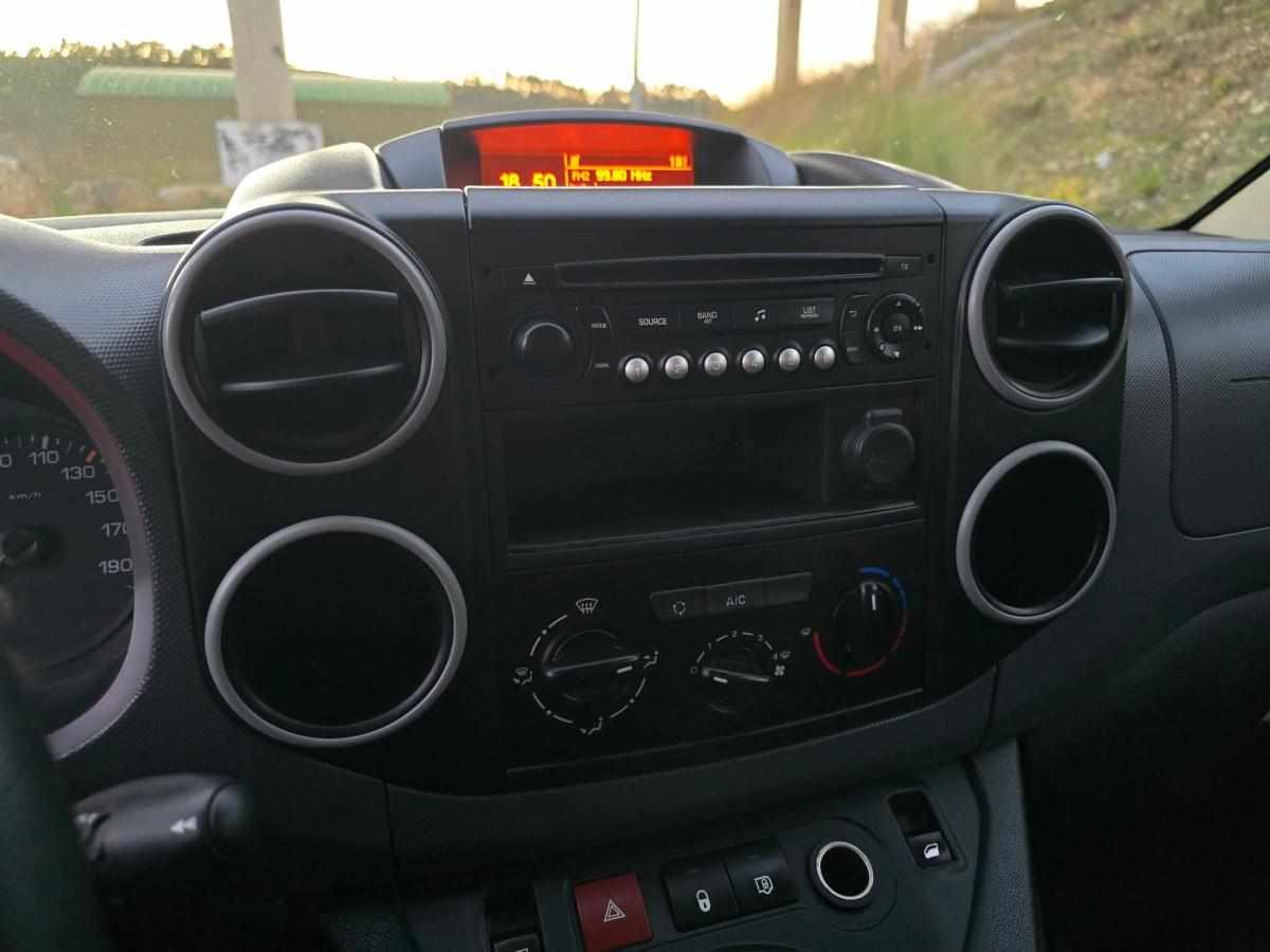 peugeot-partner-1-6-75cv-2018-diesel-1560cc