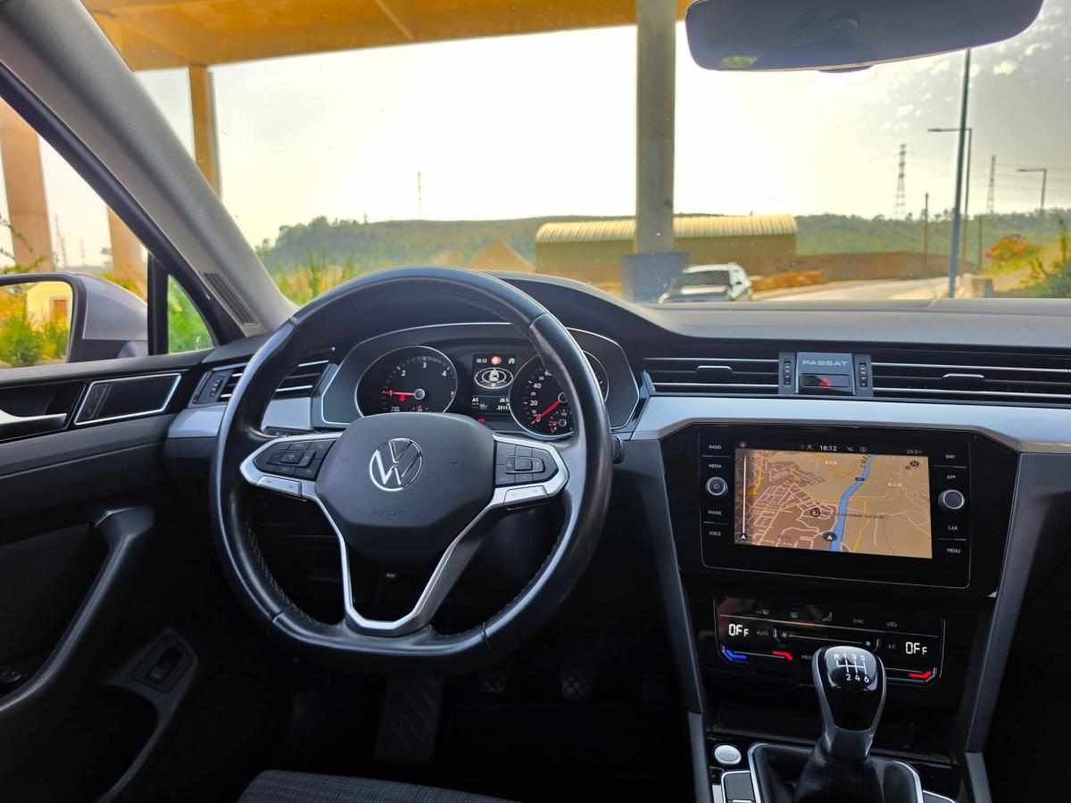 volkswagen-passat-2-0-tdi-bluemotion-2022-diesel-1968cc