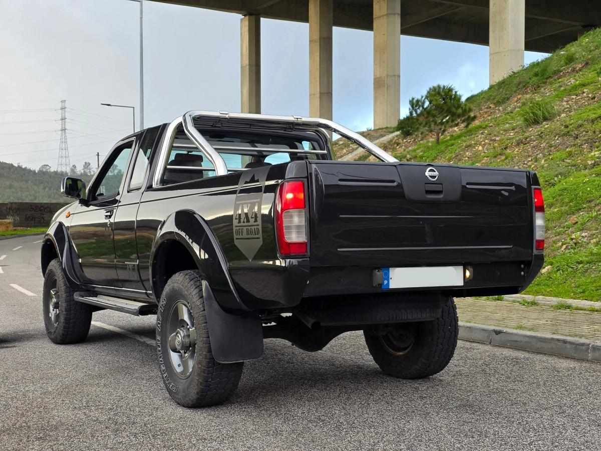 nissan-navara-2-5-awd-2002-diesel-2488cc