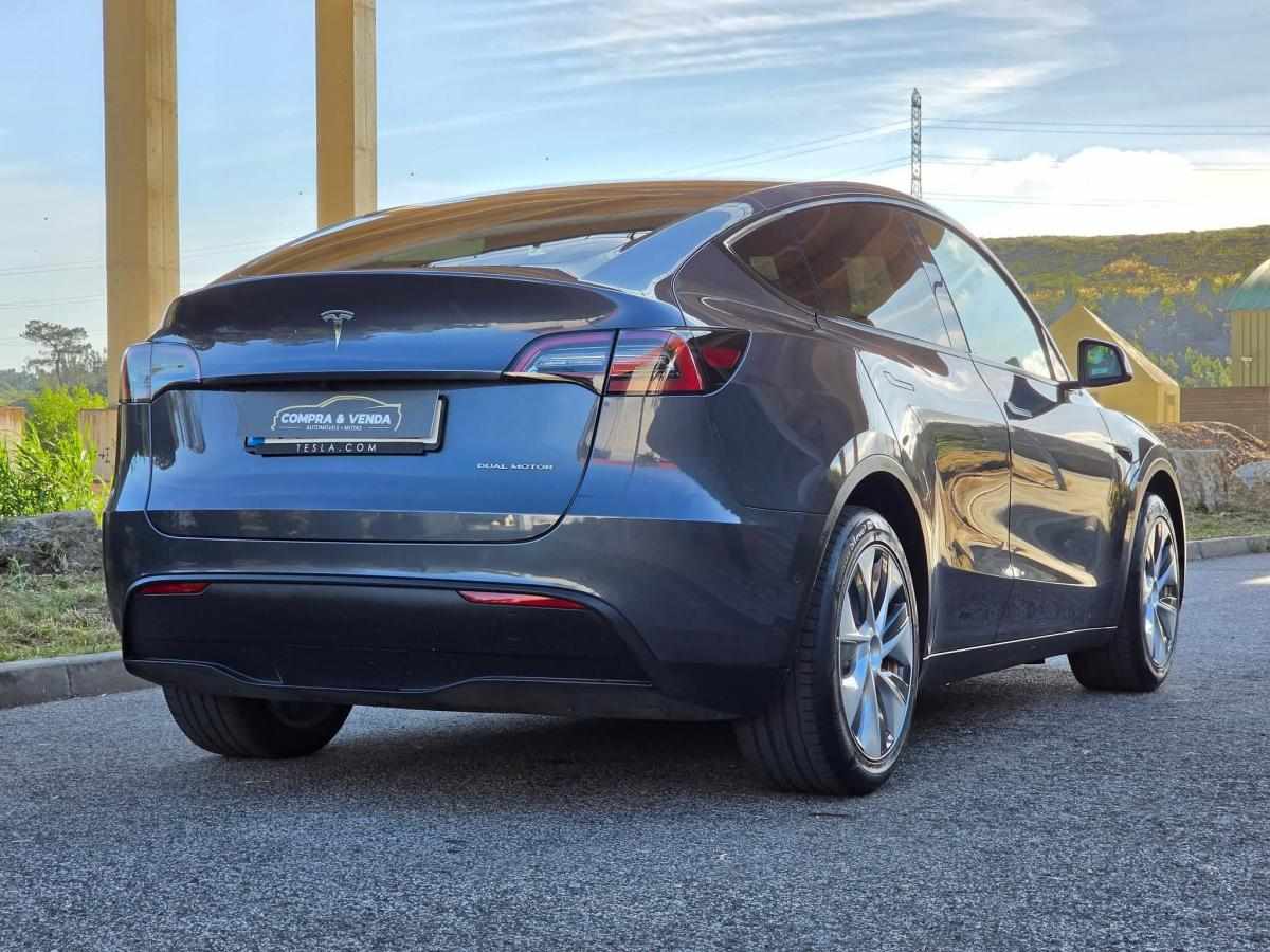 tesla-model-y-long-range-awd-2022-eletrico