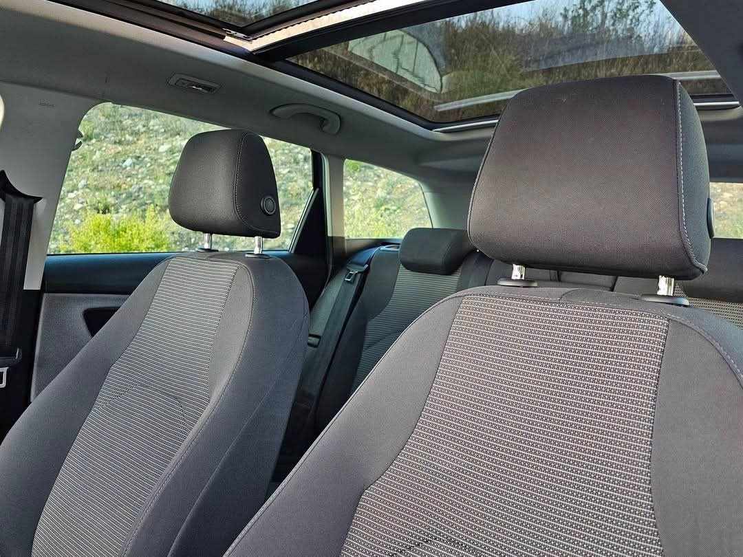 seat-leon-1-6-tdi-2020-diesel-1598cc