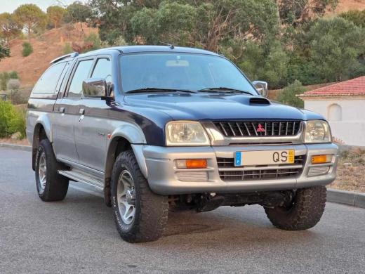 mitsubishi-l200-2-5-awd-2000-diesel-2477cc