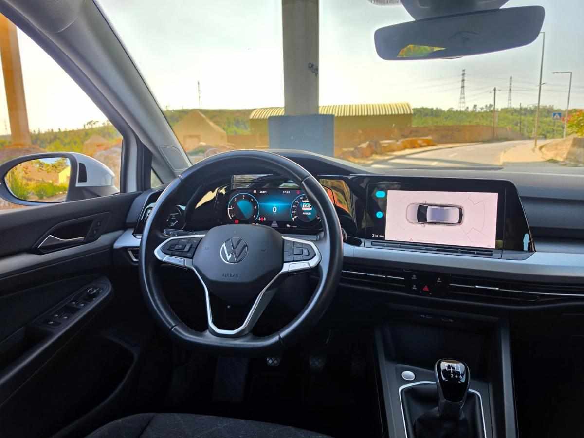 volkswagen-golf-2-0-tdi-2023-diesel-1968cc
