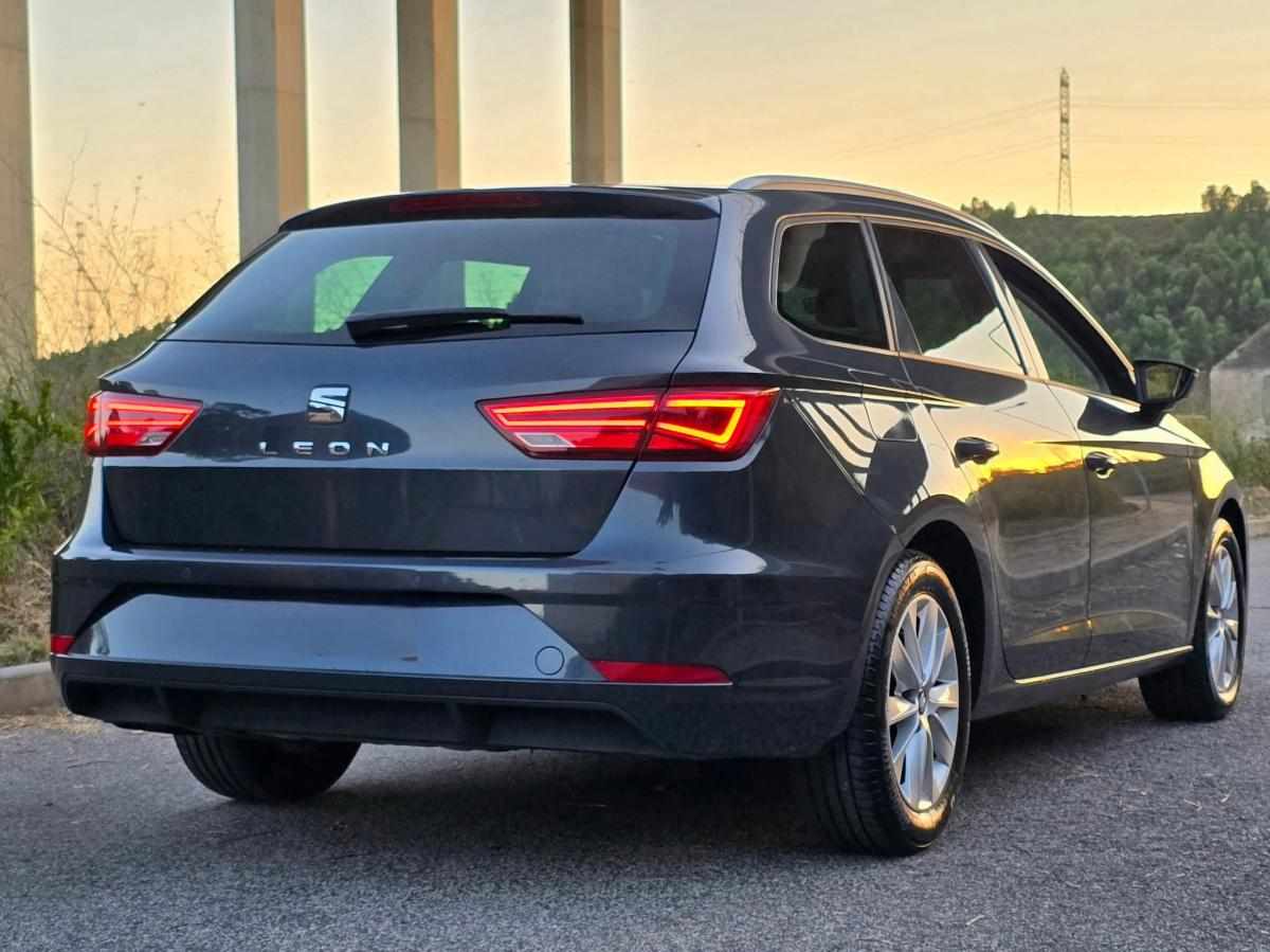 seat-leon-1-6-tdi-2020-diesel-1598cc