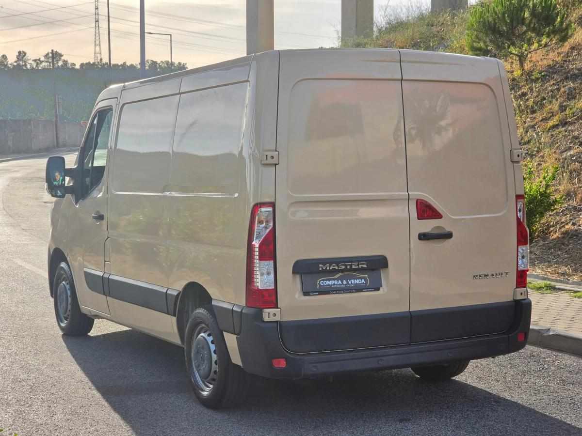 renault-master-2-3-136cv-2021-diesel-2299cc