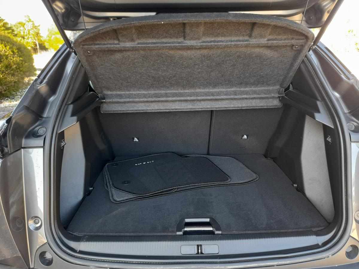 peugeot-2008-1-5-bluehdi-2022-diesel-1499cc