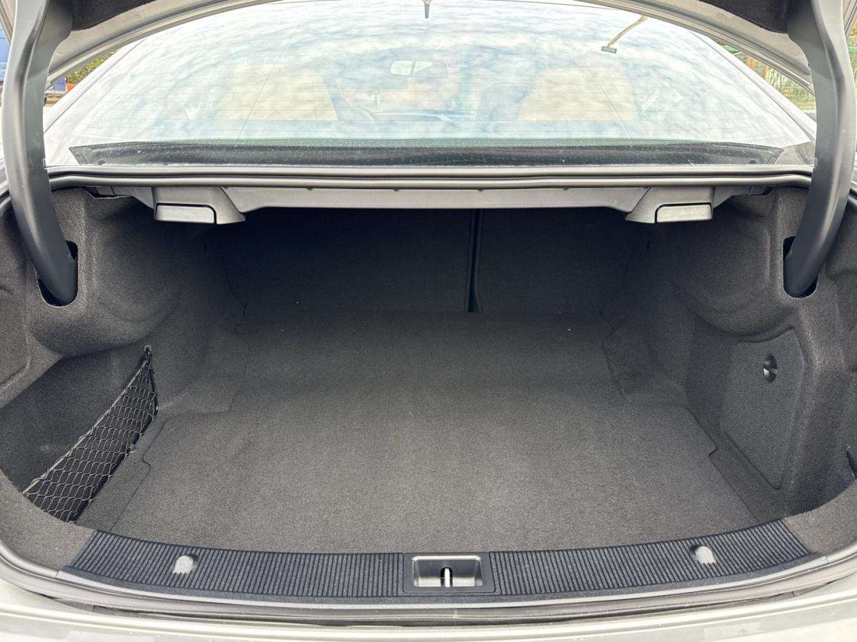 mercedes-benz-classe-e-2011-diesel-2143cc