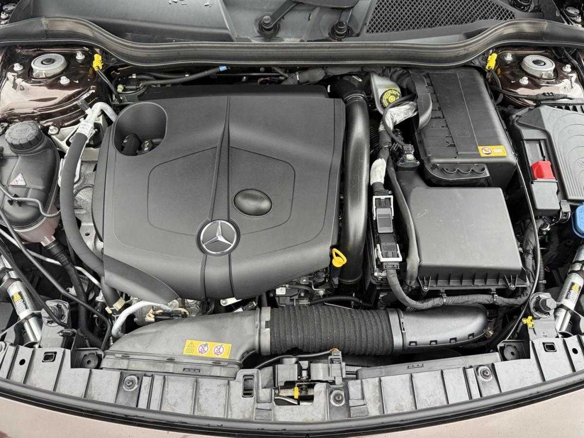 mercedes-benz-gla-2016-diesel-2143cc