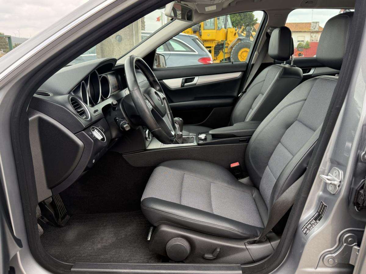mercedes-benz-classe-c-2011-diesel-2148cc