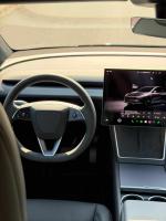 tesla-model-y-long-range-awd-2025-eletrico