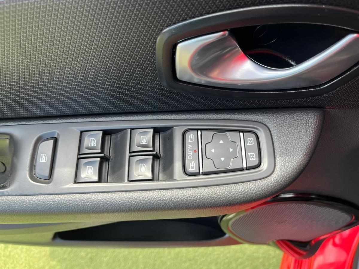 renault-clio-0-9-tce-2019-gasolina-898cc