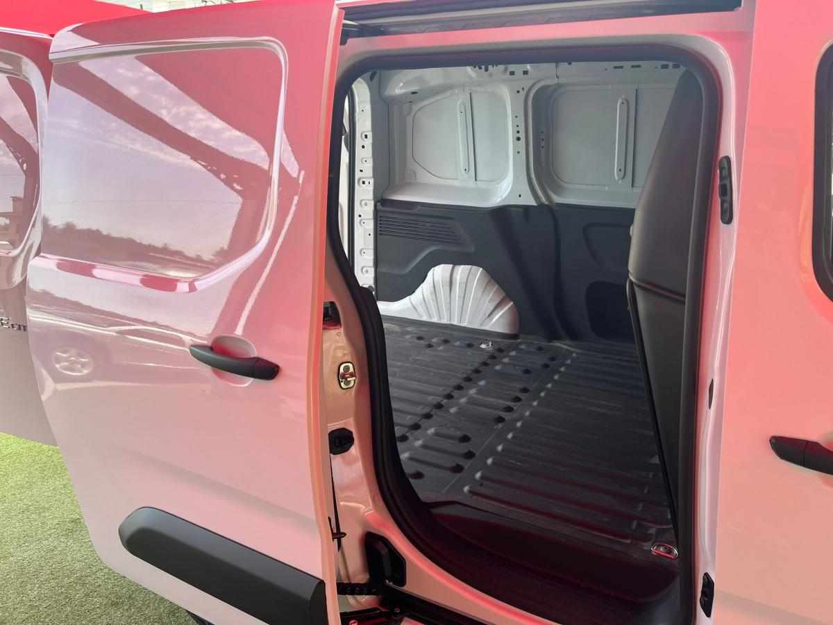 toyota-proace-city-1-5-102cv-2023-diesel-1499cc