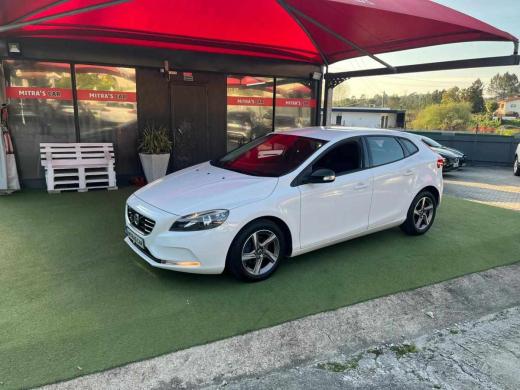 volvo-v40-1-6-d2-2013-diesel-1560cc