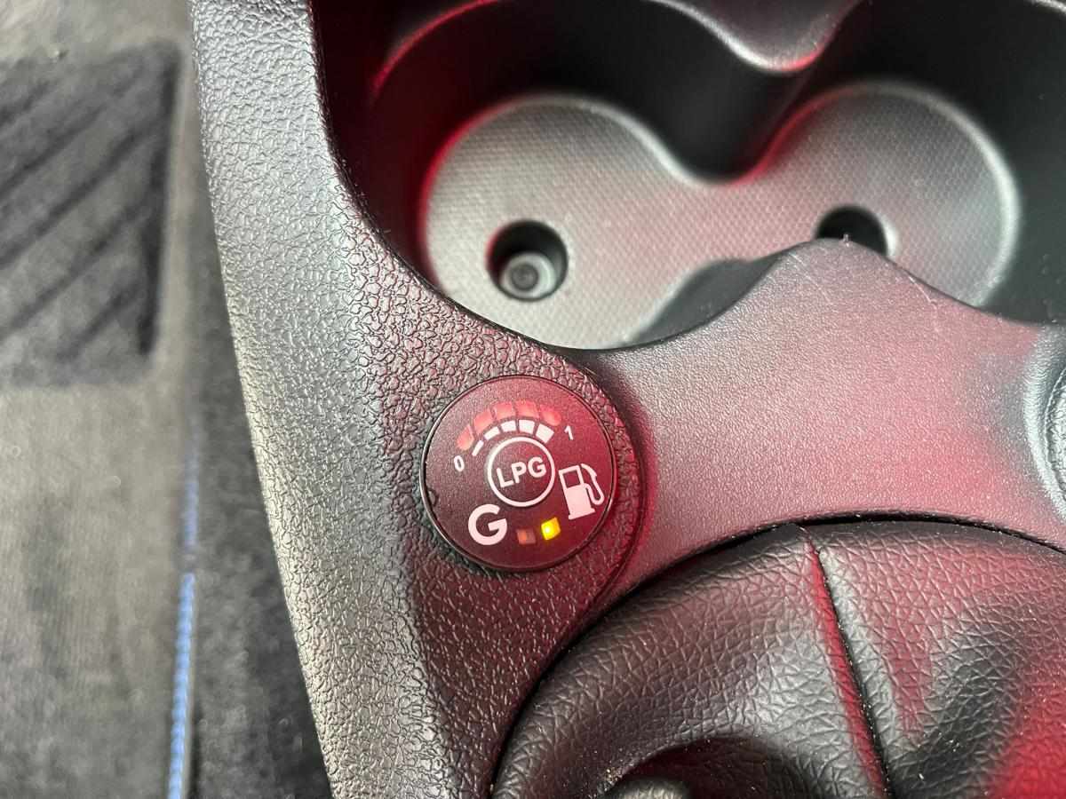 dacia-sandero-1-0-tce-2021-gasolina-999cc