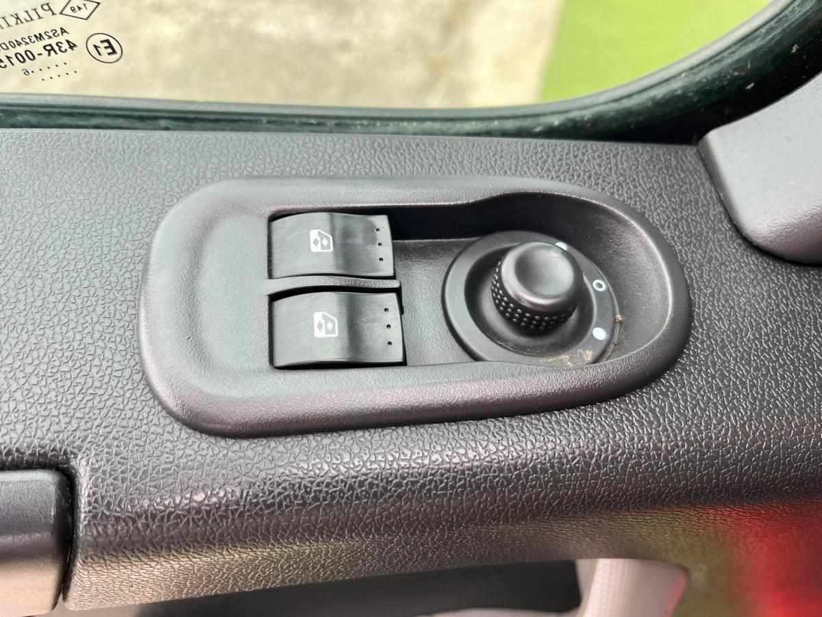 renault-master-2-3-110cv-2016-diesel-2299cc