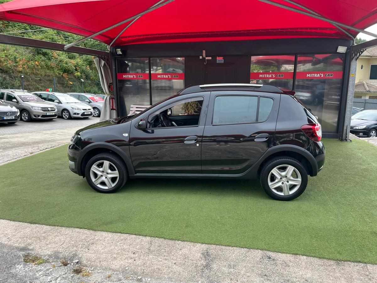 dacia-sandero-0-9-tce-2015-gasolina-898cc