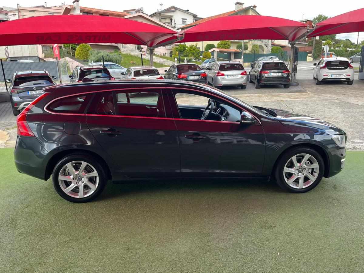 volvo-v60-1-6-d2-2015-diesel-1560cc
