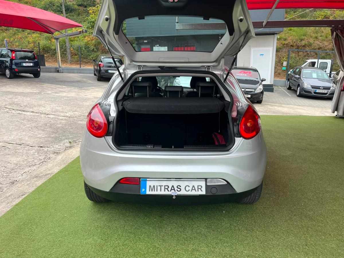 fiat-bravo-1-6-multijet-2009-diesel-1598cc