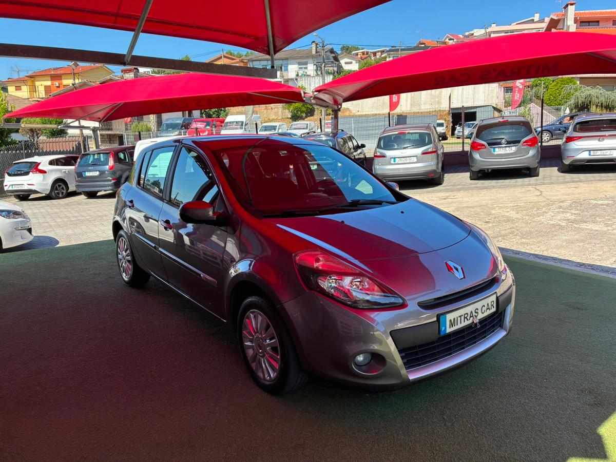 renault-clio-1-2-2011-gasolina-1149cc