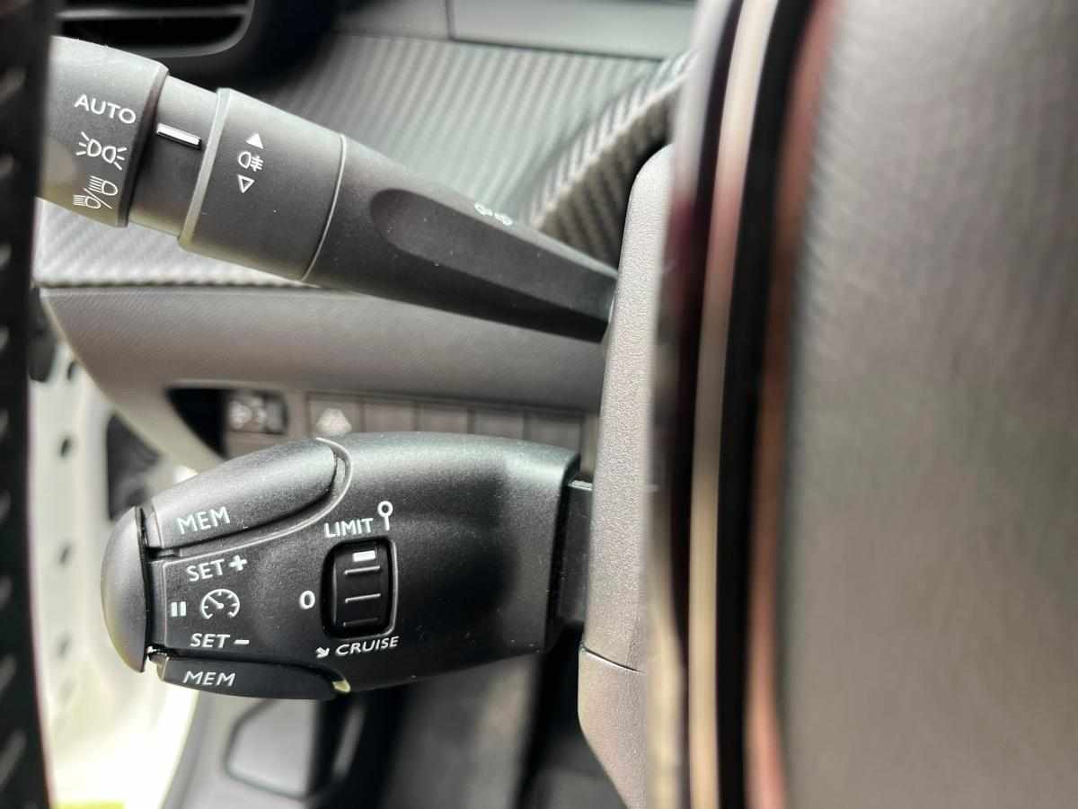 peugeot-208-1-2-puretech-2021-gasolina-1199cc