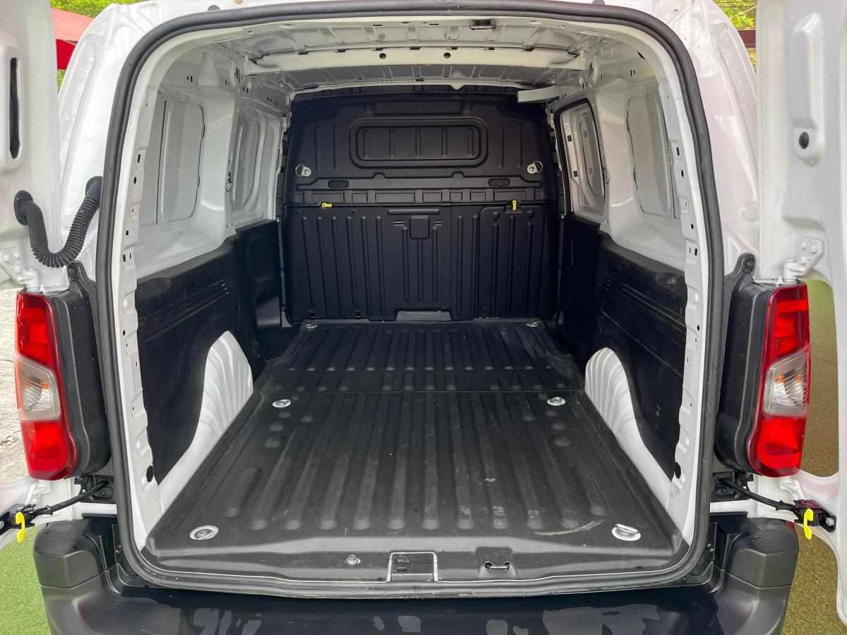 citroen-berlingo-1-5-bluehdi-2023-diesel-1499cc
