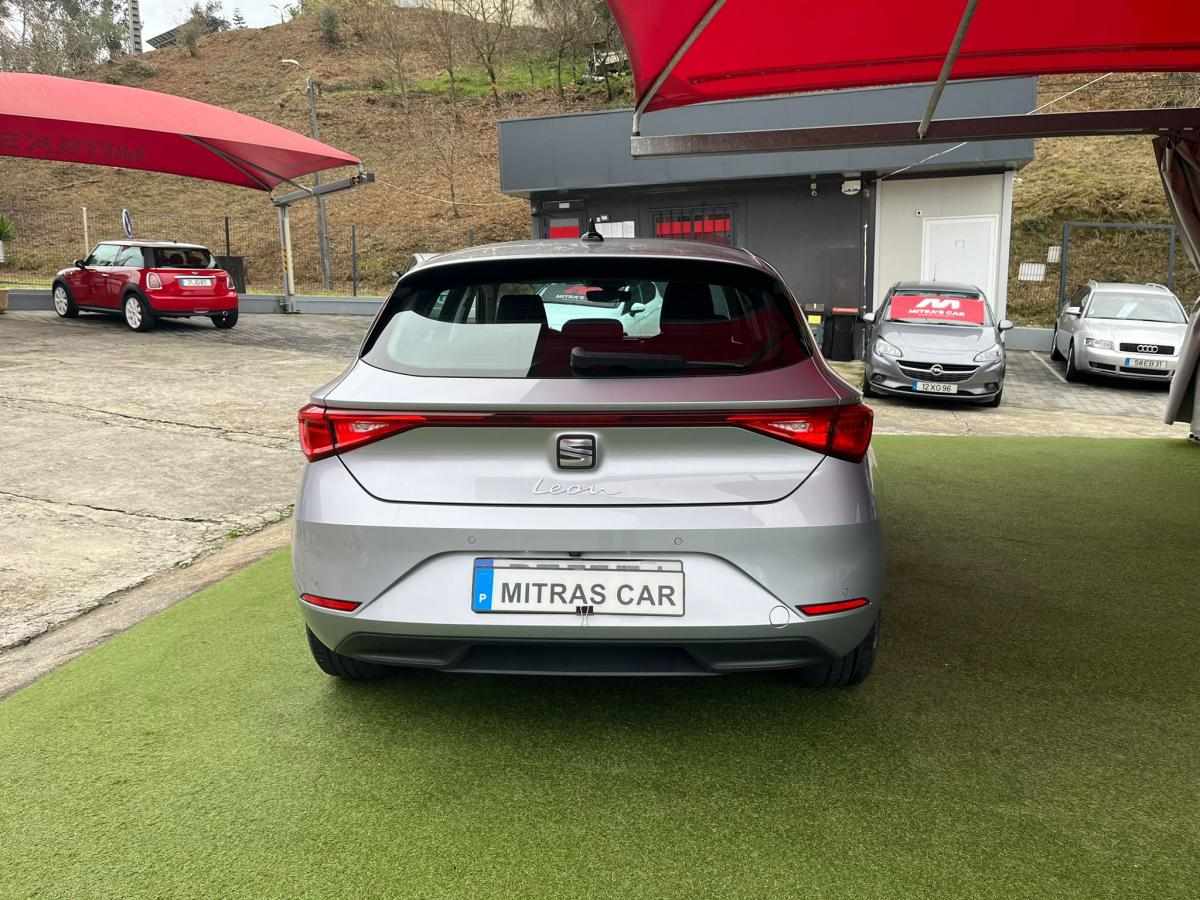 seat-leon-2-0-tdi-2023-diesel-1968cc