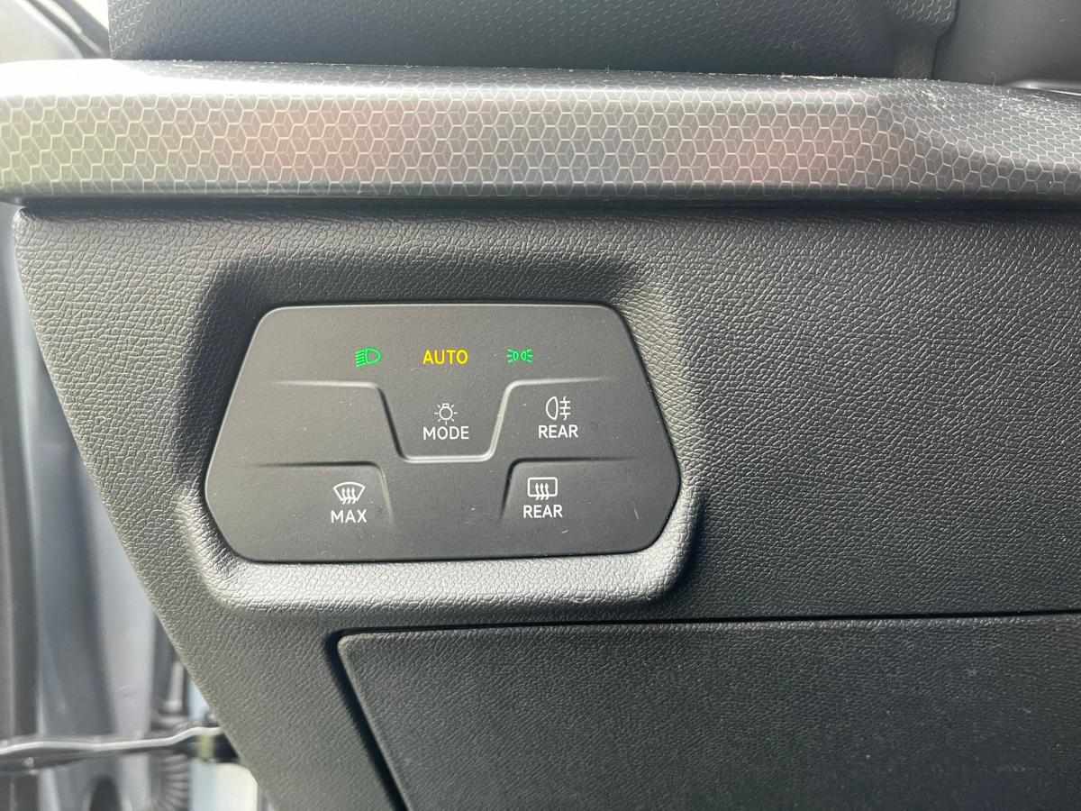 seat-leon-2-0-tdi-2023-diesel-1968cc