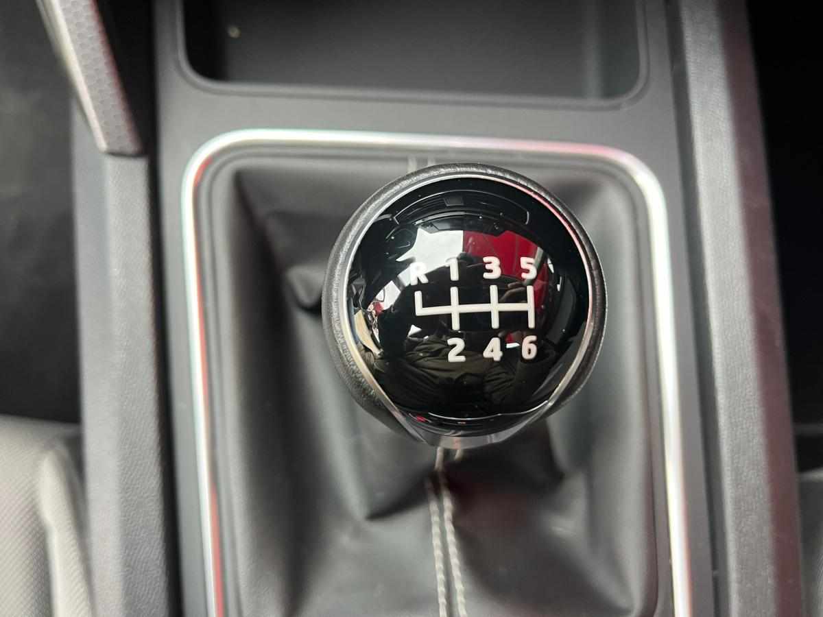 seat-leon-2-0-tdi-2023-diesel-1968cc