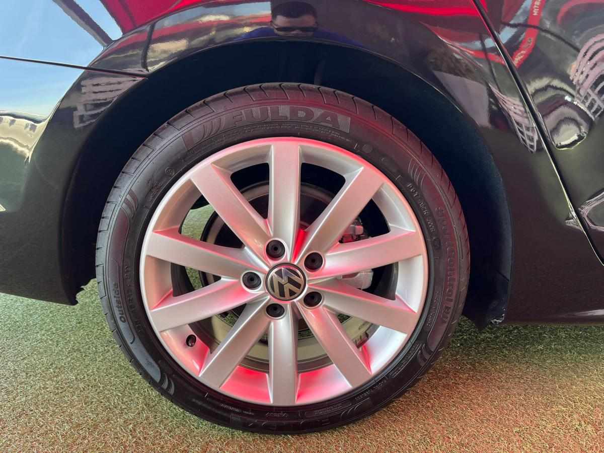 volkswagen-jetta-1-6-tdi-2011-diesel-1598cc