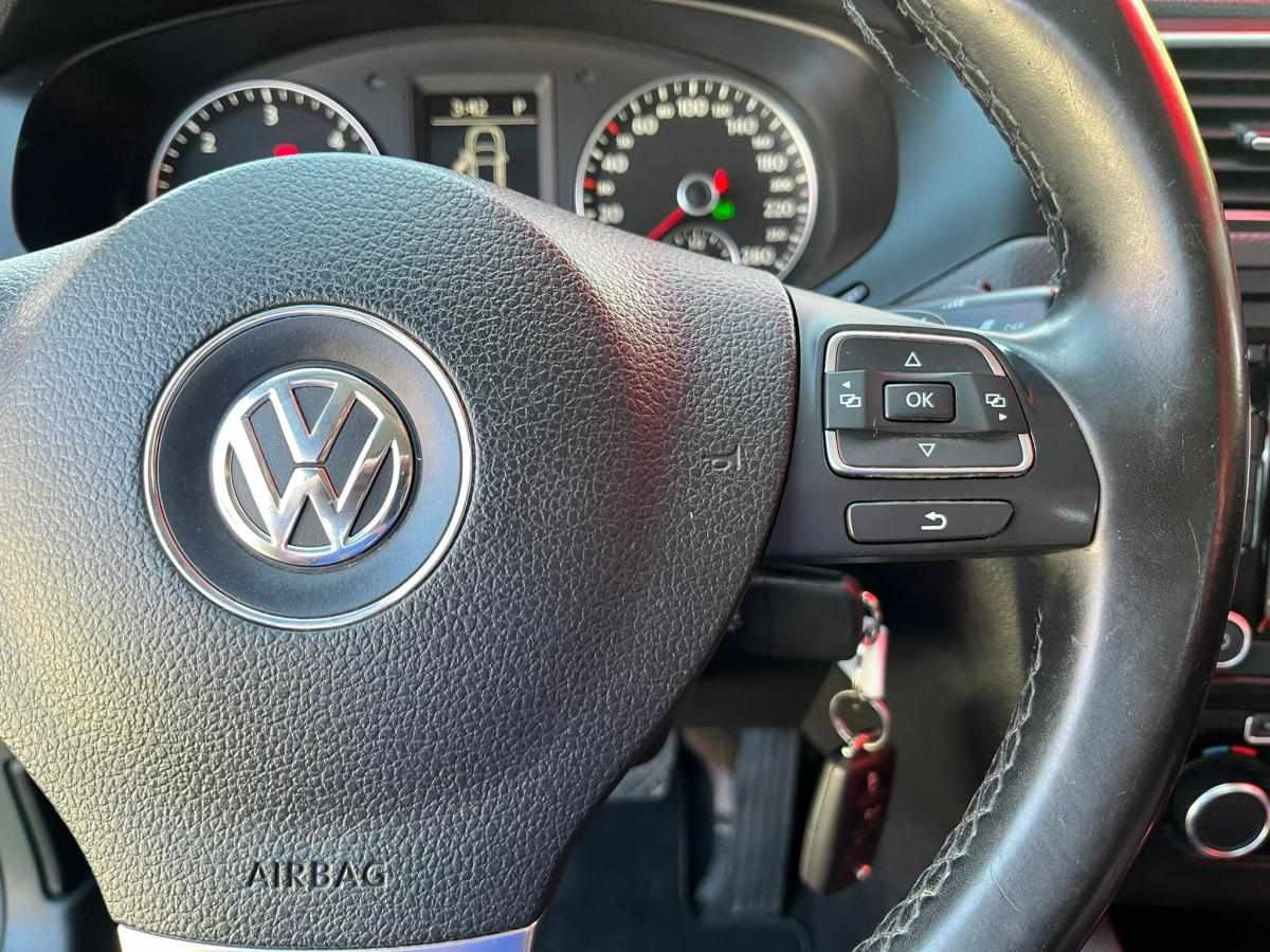 volkswagen-jetta-1-6-tdi-2011-diesel-1598cc