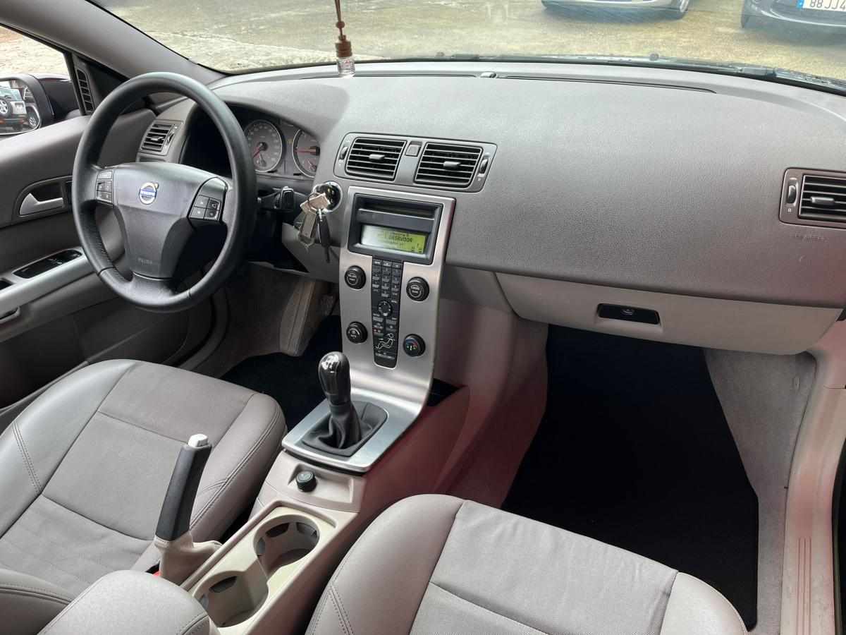 volvo-c30-1-6d-drive-2008-diesel-1560cc