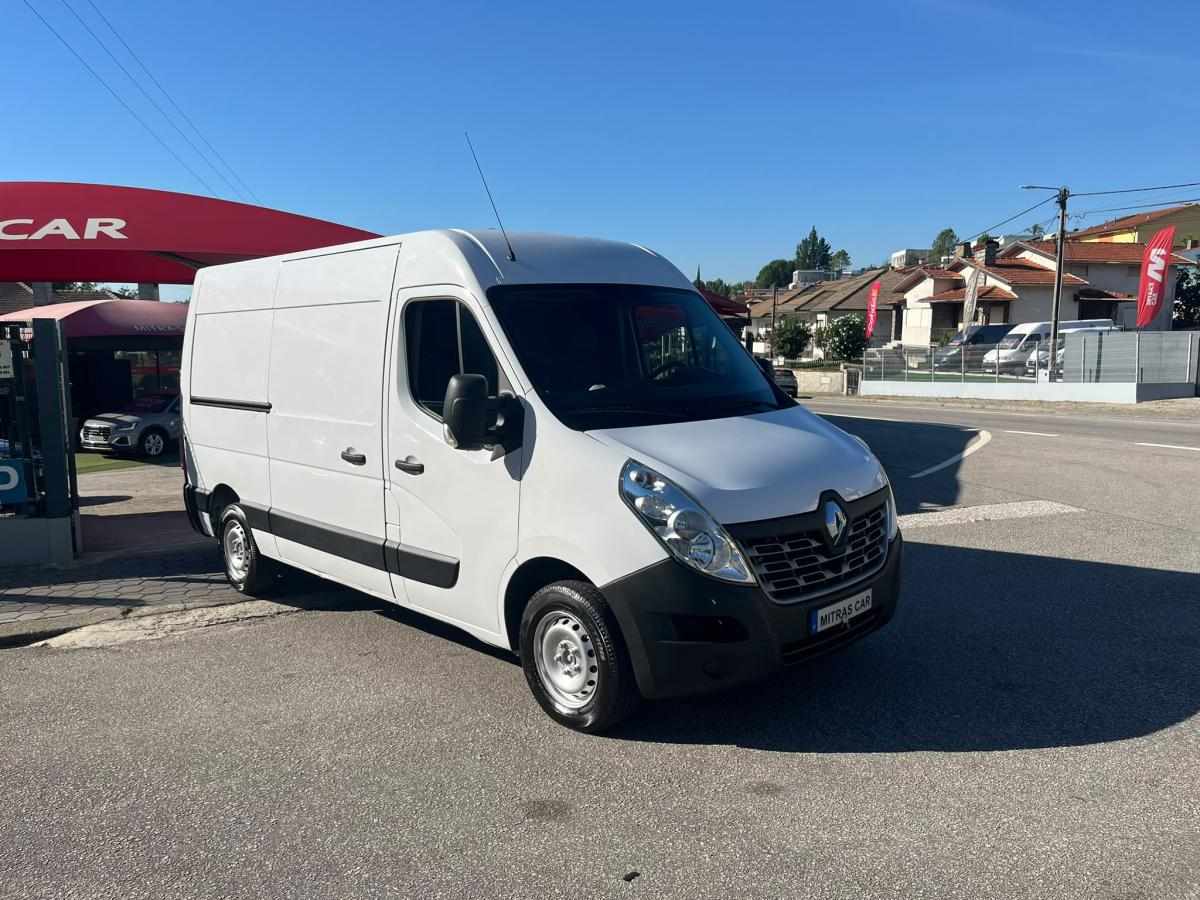 renault-master-2-3-131cv-2019-diesel-2299cc