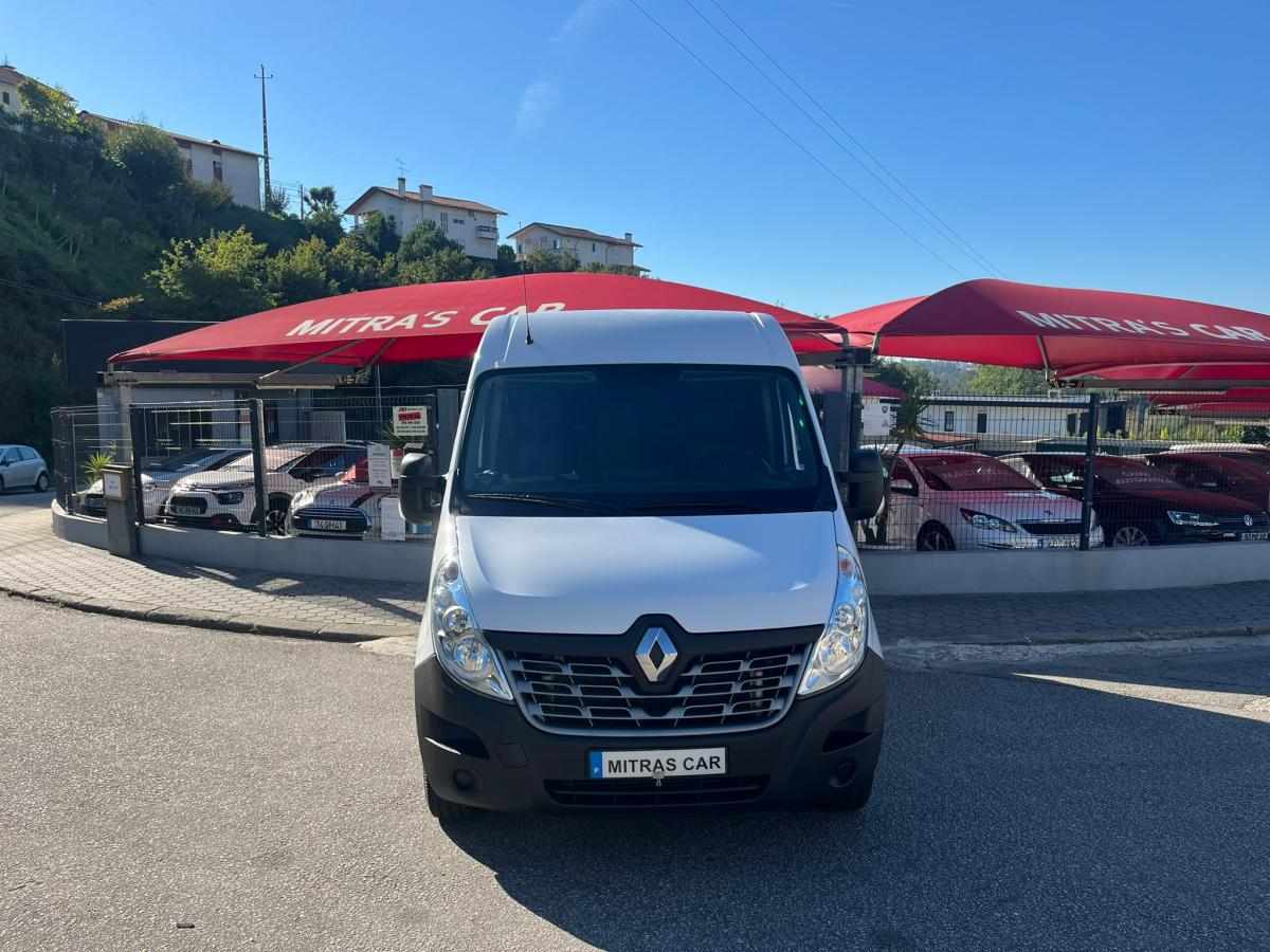 renault-master-2-3-131cv-2019-diesel-2299cc
