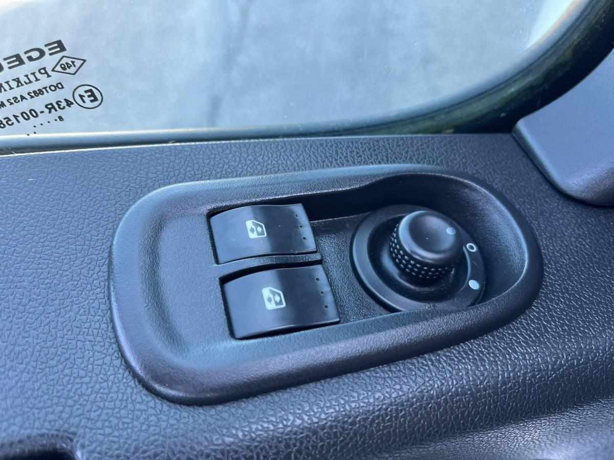 renault-master-2-3-131cv-2019-diesel-2299cc