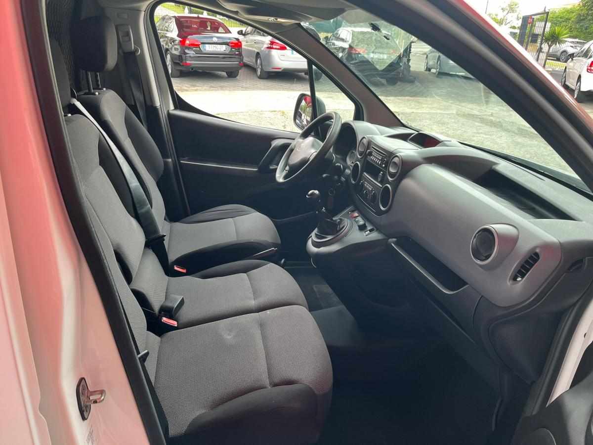 peugeot-partner-1-6-99cv-2017-diesel-1560cc