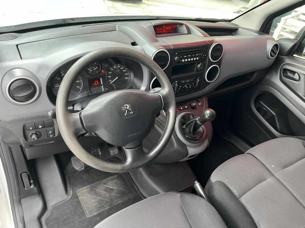 peugeot-partner-1-6-99cv-2017-diesel-1560cc