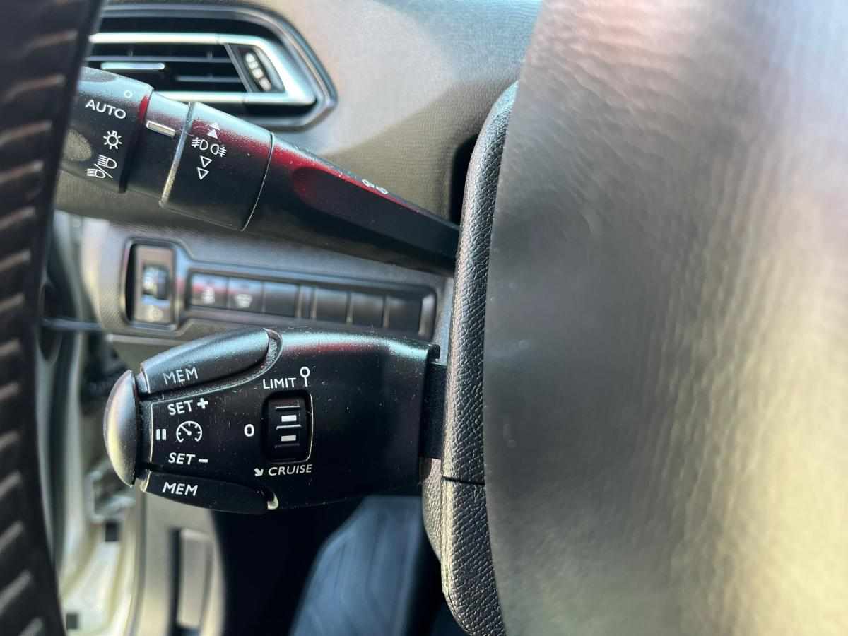 peugeot-308-1-6-bluehdi-fap-2015-diesel-1560cc