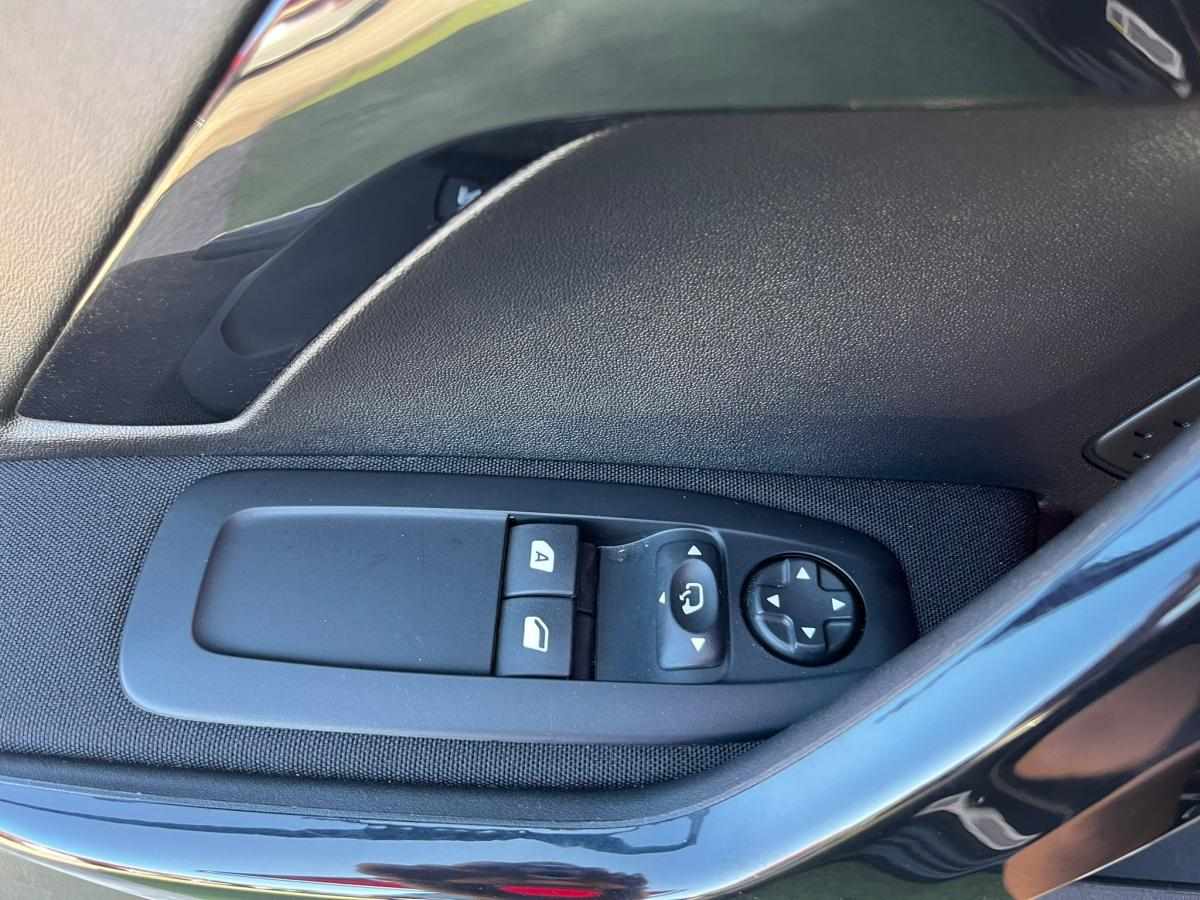 peugeot-208-1-2-vti-2019-gasolina-1199cc