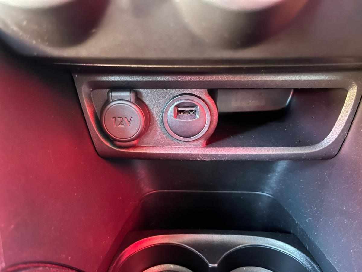 peugeot-208-1-2-vti-2019-gasolina-1199cc