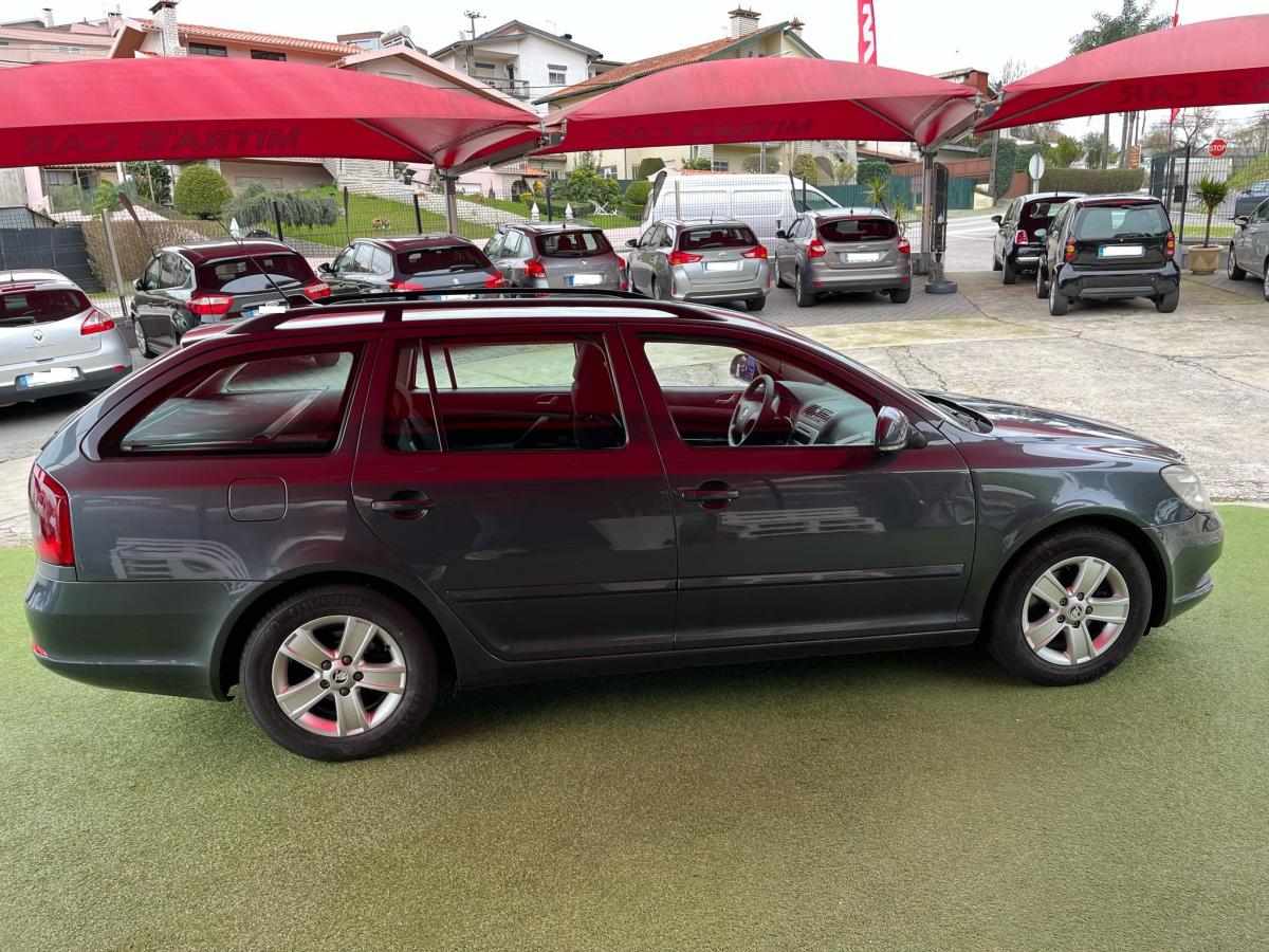 skoda-octavia-1-6-tdi-2010-diesel-1598cc