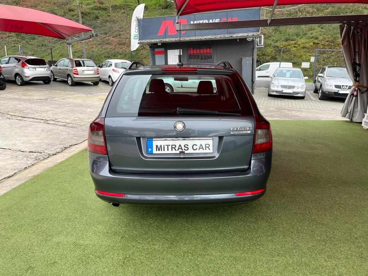 skoda-octavia-1-6-tdi-2010-diesel-1598cc