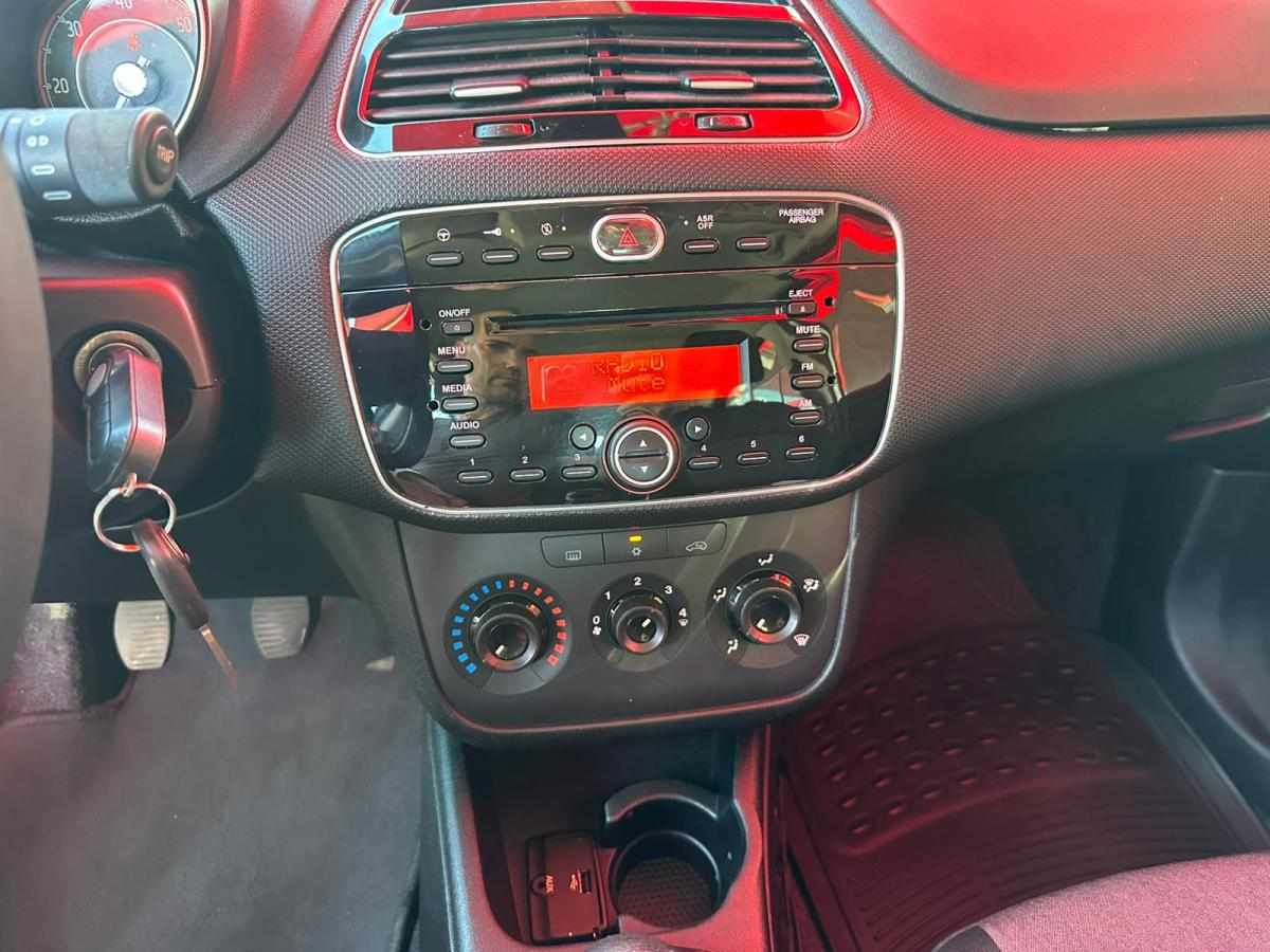 fiat-punto-1-3-multijet-2015-diesel-1248cc