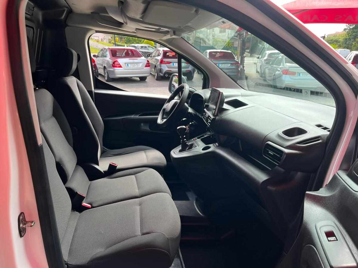 citroen-berlingo-1-5-bluehdi-2022-diesel-1499cc