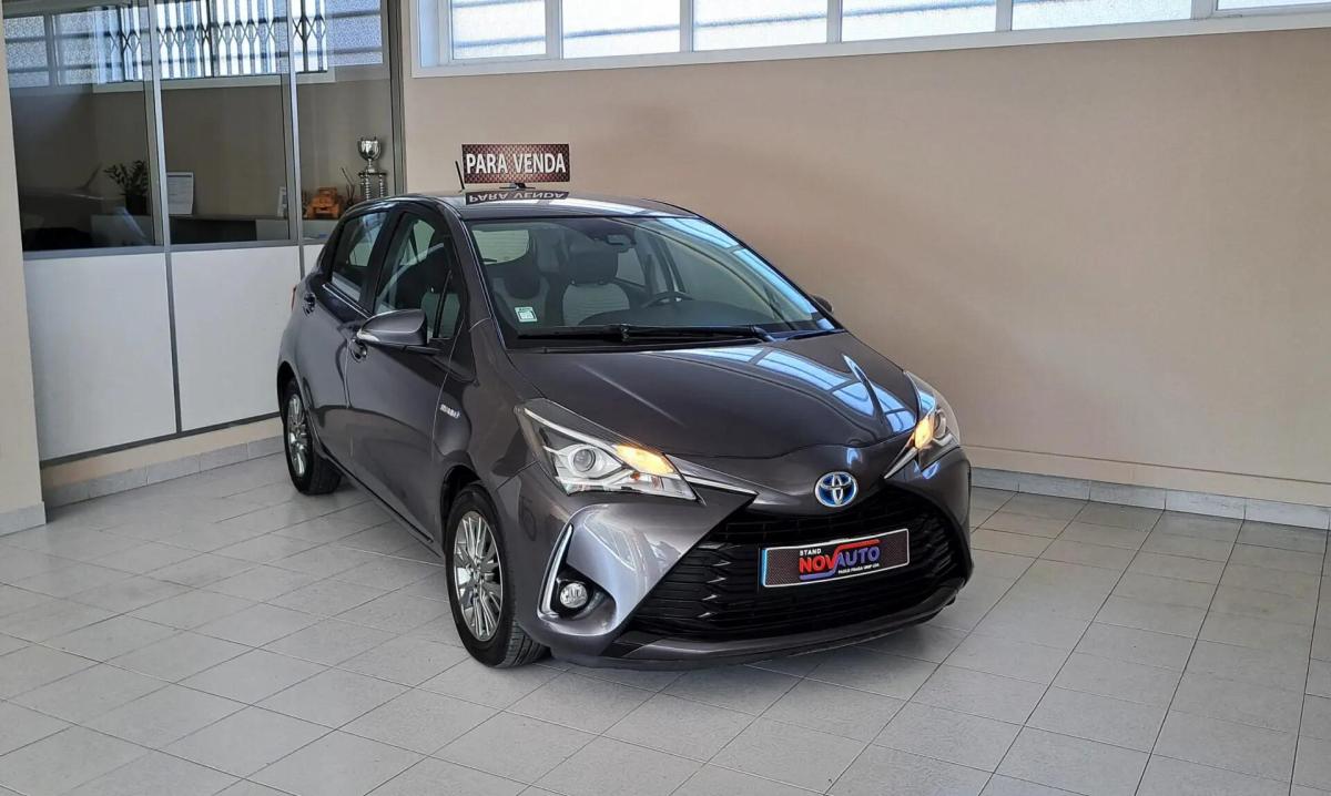 toyota-yaris-2017-hibrido-a-gasolina-1497cc