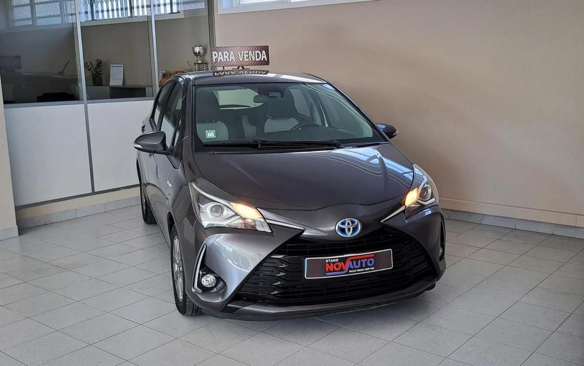 toyota-yaris-2017-hibrido-a-gasolina-1497cc