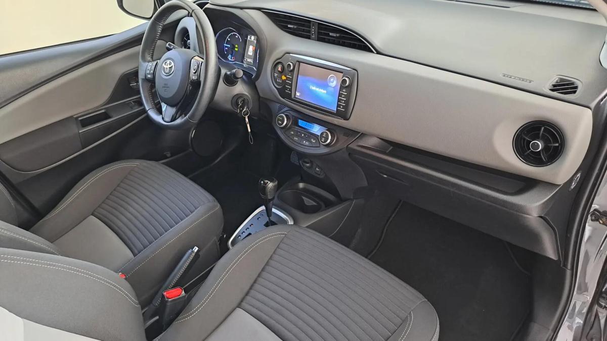 toyota-yaris-2017-hibrido-a-gasolina-1497cc