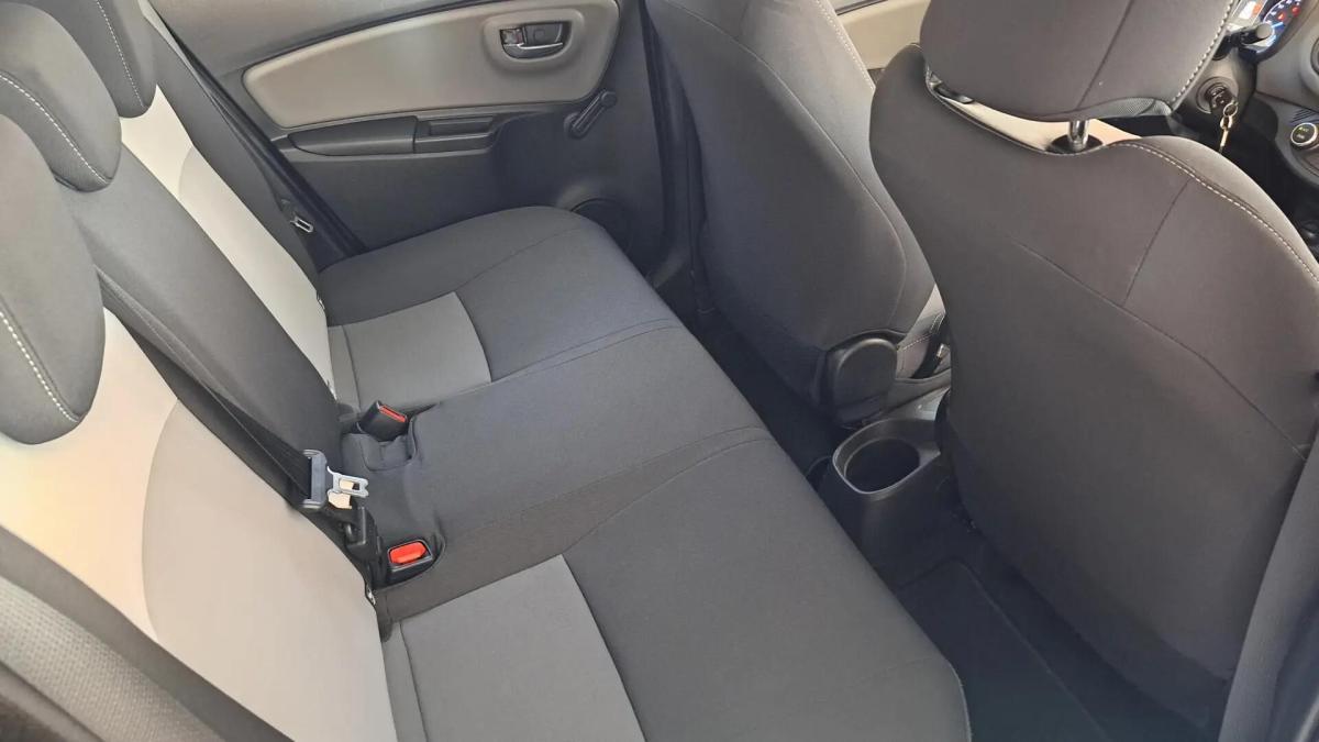 toyota-yaris-2017-hibrido-a-gasolina-1497cc