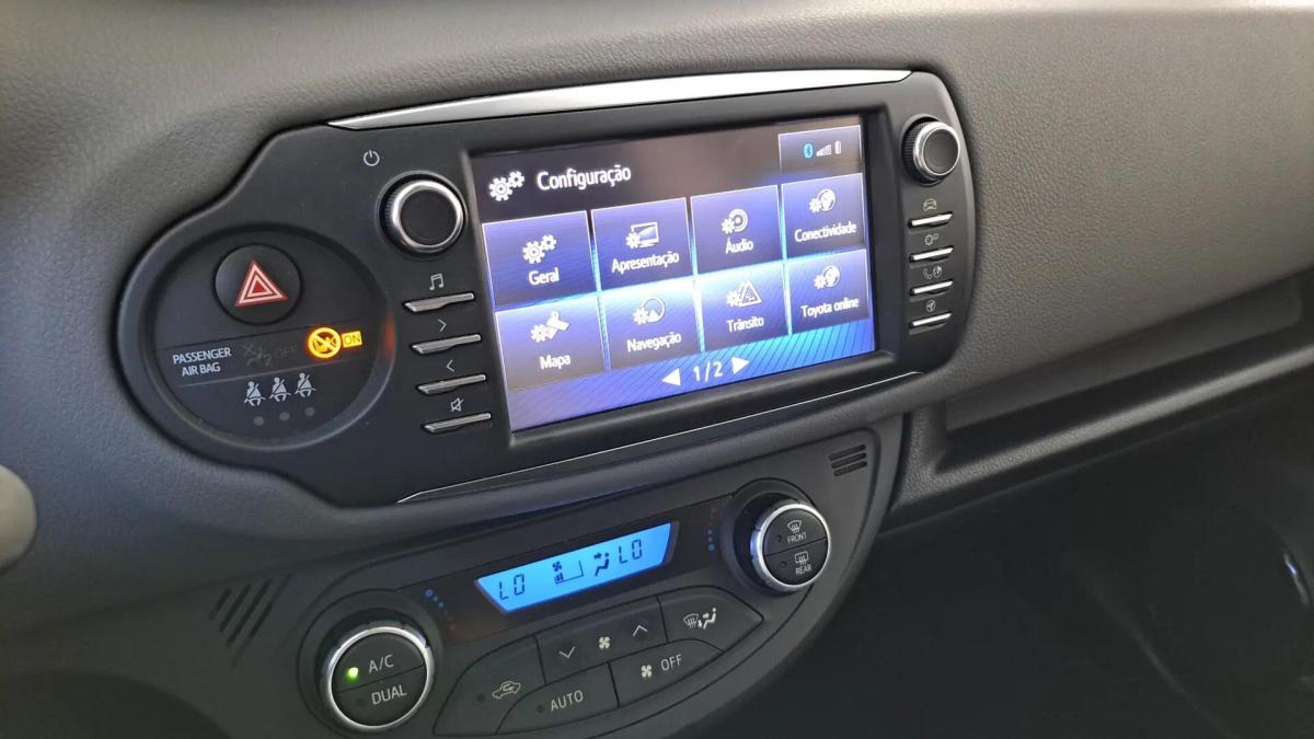 toyota-yaris-2017-hibrido-a-gasolina-1497cc
