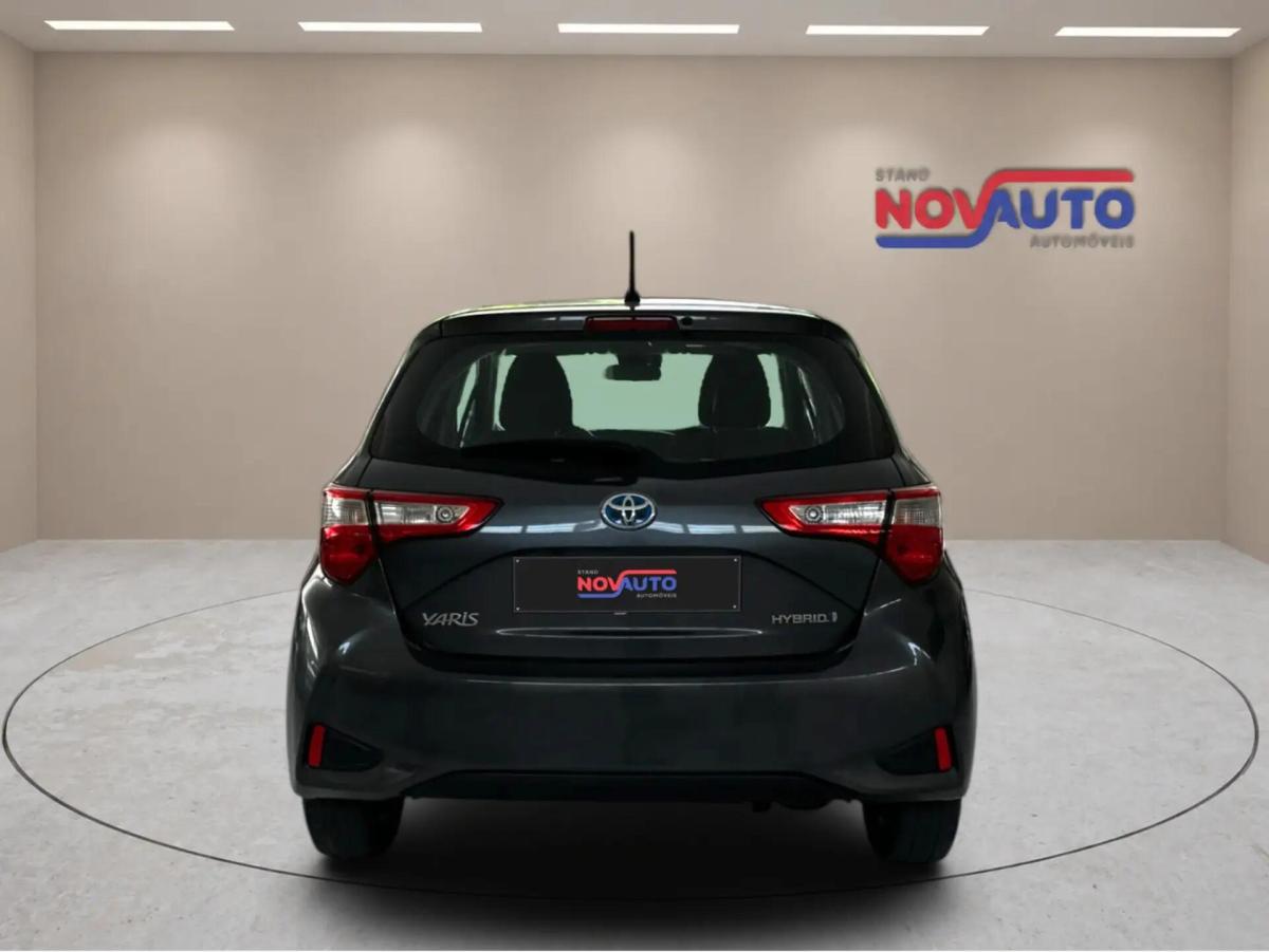 toyota-yaris-2017-hibrido-a-gasolina-1497cc