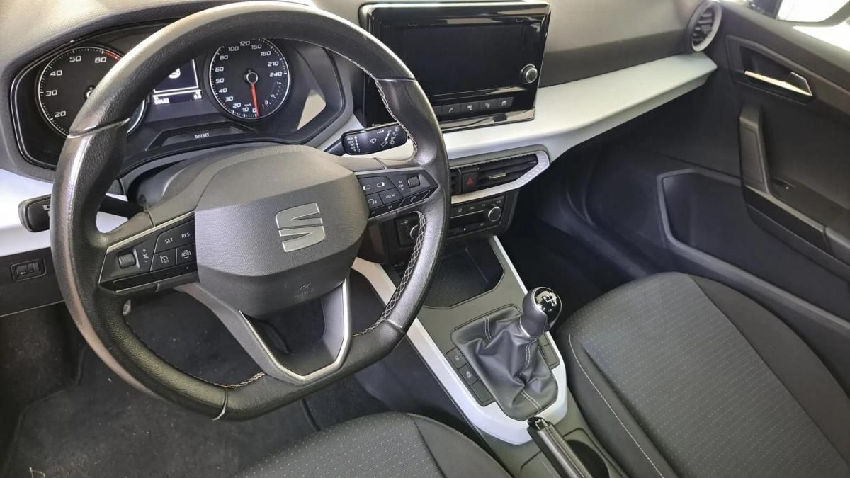 seat-arona-2022-gasolina-999cc